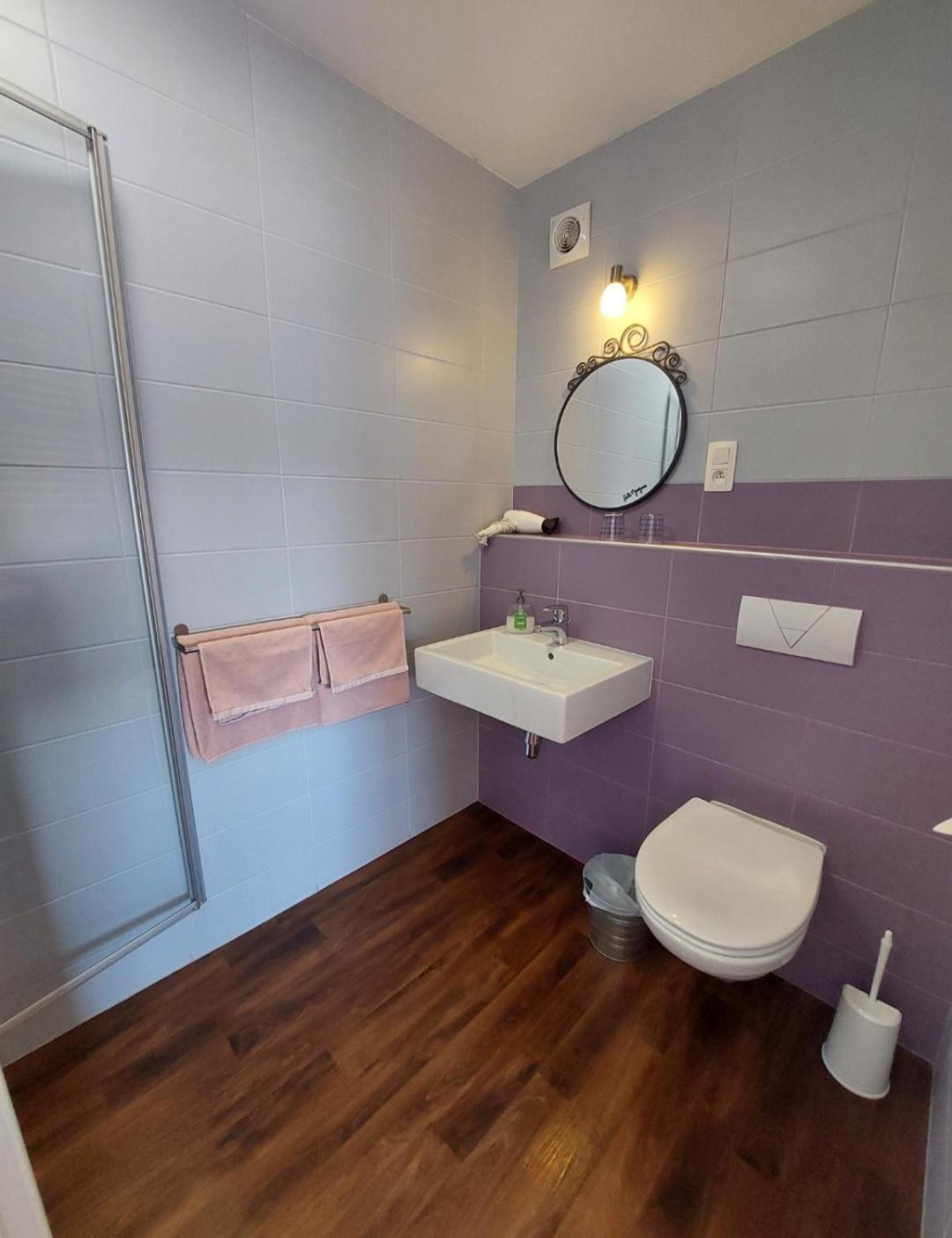 Bed and Breakfast La Cour De Grandmenil Manhay Екстер'єр фото